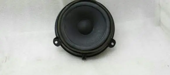 Jaguar XK - XKR Front door speaker 6W8318808BA C2P1948