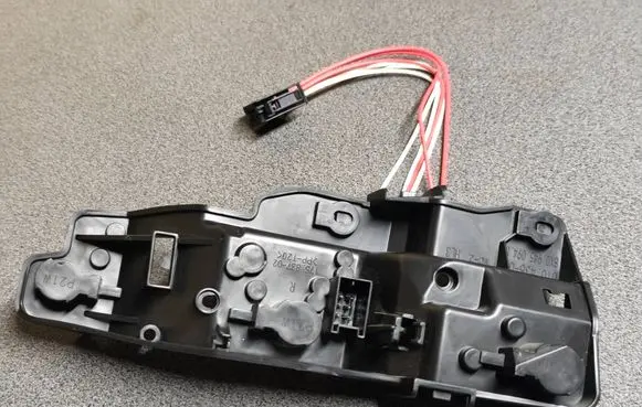 Audi A1 Tail light bulb cover holder 8X0945094D