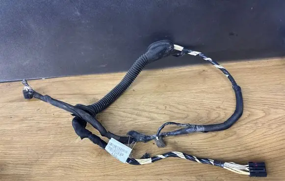 Opel Insignia A Tailgate/trunk wiring harness 13273616