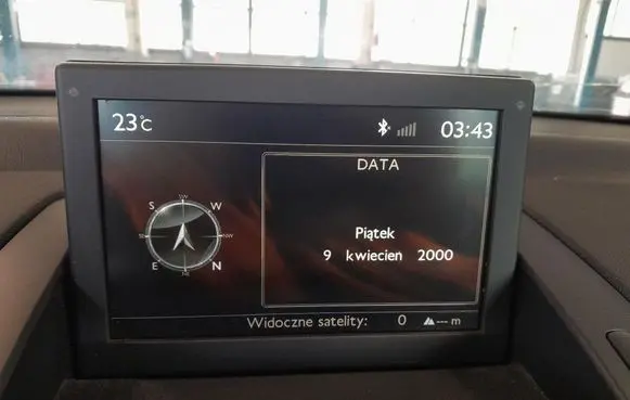 Peugeot 308 Radio/CD/DVD/GPS head unit 98045605ZD