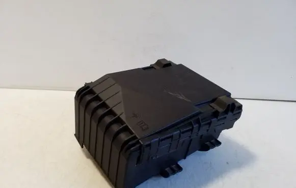 Audi TT TTS Mk2 Fuse box set 8J0937503 1K0937132F
