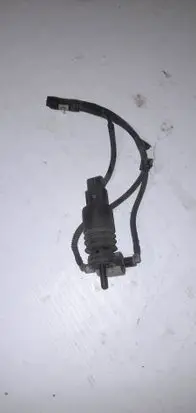 Volkswagen Golf V Windscreen/windshield washer pump 1J0973722