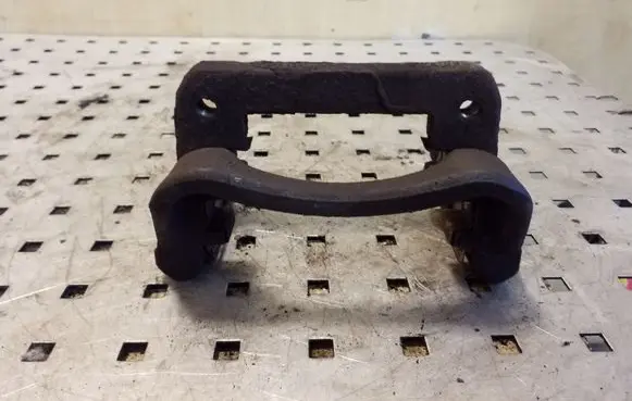 Opel Insignia A Brake caliper pad carrier rear 
