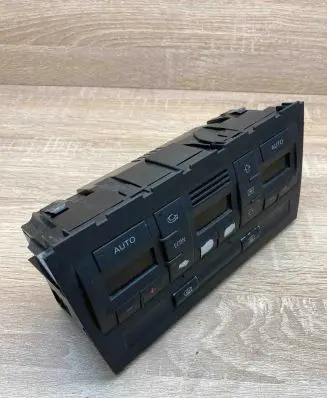 Audi A4 S4 B7 8E 8H Climate control unit 8E0820043BL