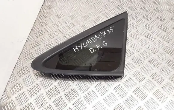 Hyundai ix35 Rear side window