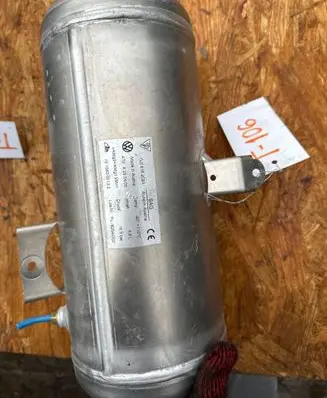 Volkswagen Touareg I Air suspension tank/reservoir 7L0616202A