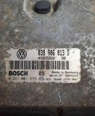 Volkswagen Polo III 6N 6N2 6NF Engine control unit/module 038906013D 0281001679