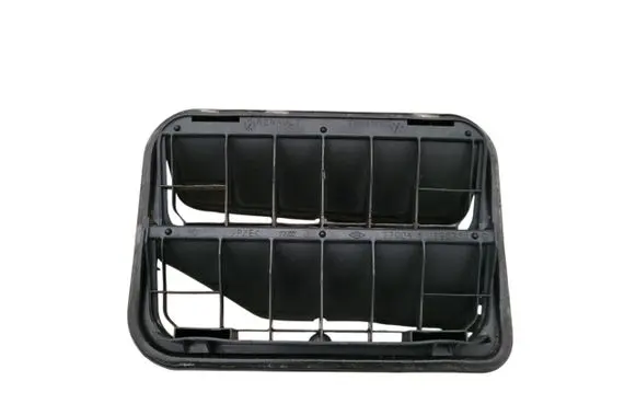 Renault Kadjar Quarter panel pressure vent 7700838358