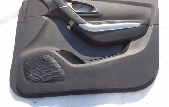 Renault Kadjar Front door card panel trim 