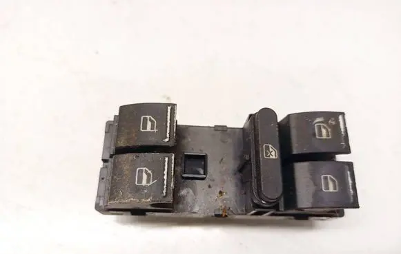 Skoda Octavia Mk2 (1Z) Electric window control switch 1z0959858a