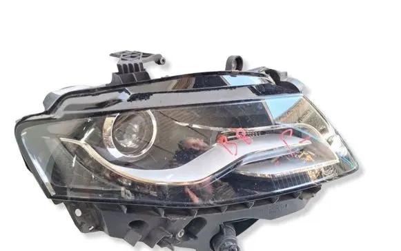 Audi A4 S4 B8 8K Headlight/headlamp 8K0941004C LE07A6164 0301240272