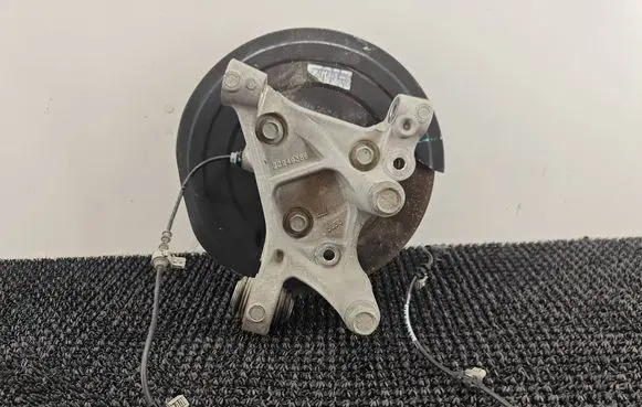 Chevrolet Malibu Rear wheel hub spindle/knuckle 22949386