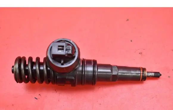 Seat Alhambra (Mk1) Fuel injector 0414720038