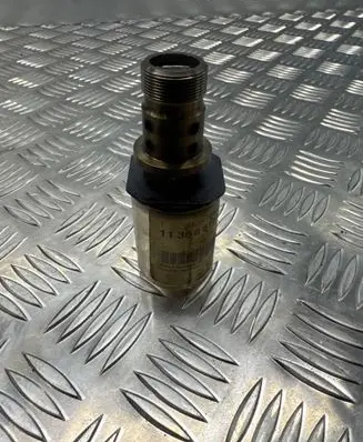 BMW 4 F36 Gran coupe Camshaft vanos timing valve 68617694
