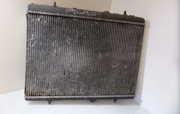 Citroen C4 I Coolant radiator 9646577680