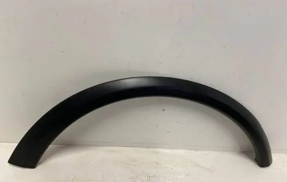 Volvo C30 Rear arch trim 31283136