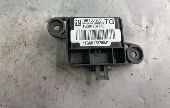 Opel Zafira A Airbag deployment crash/impact sensor 09133263 Tgs0173768j