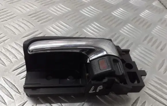 Toyota Avensis T250 Front door interior handle 50594A1