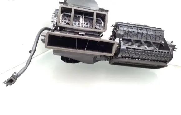 Polestar 2 Interior heater climate box assembly housing 32226478