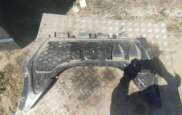 Skoda Octavia Mk2 (1Z) Engine splash shield/under tray 1K0825237J