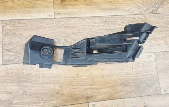 Volkswagen Golf V Rear bumper mounting bracket 1K6807376