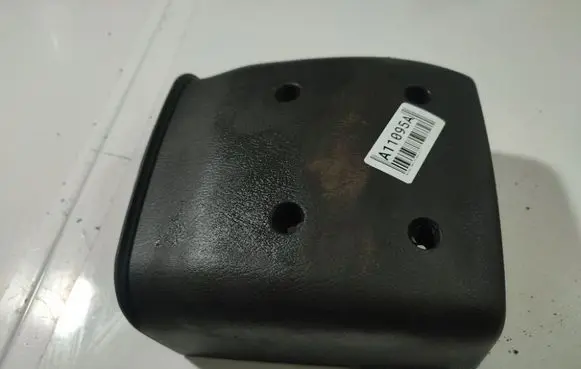 Hyundai Santa Fe Steering wheel column trim X8495626000