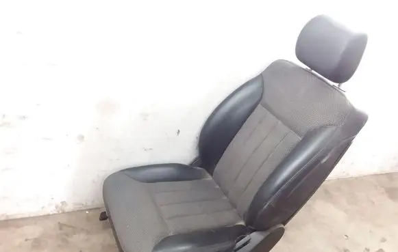 Mercedes-Benz R W251 Front driver seat A0009103522