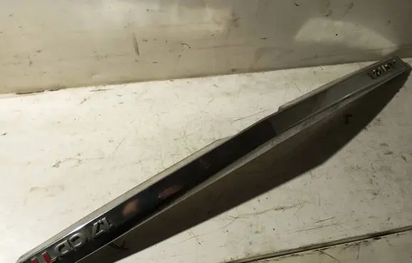 Opel Astra H Tailgate trim 13105814