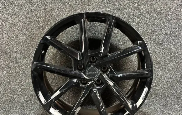 Hyundai i30 R19 alloy rim KBA54238