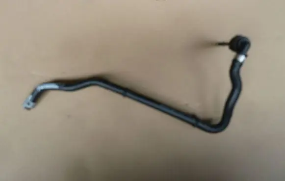 Engine coolant pipe/hose