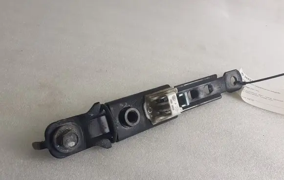 KIA Sportage Seat belt adjustment rail 88890D7000