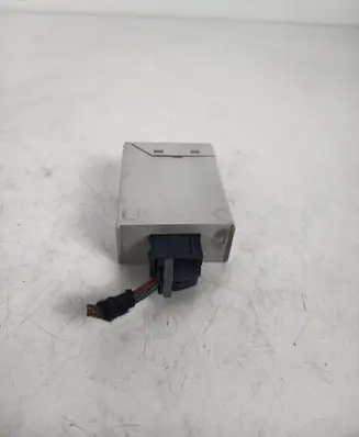 BMW 3 E46 Wing mirror control module 8376506