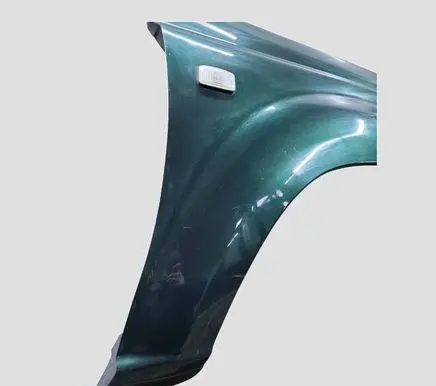 Nissan X-Trail T30 Fender 631128H440
