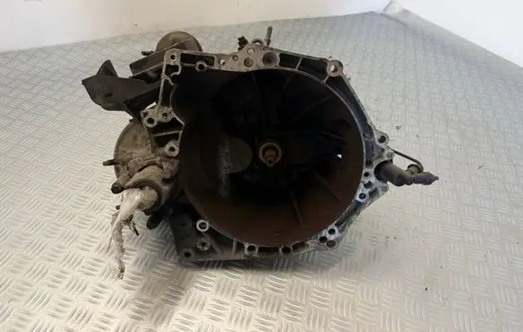 Peugeot Partner Manual 5 speed gearbox 20DP33