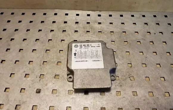 Volkswagen PASSAT B5.5 Airbag control unit/module 1C0909605C 5WK43130