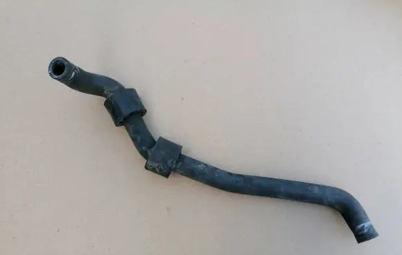 Skoda Octavia Mk2 (1Z) Engine coolant pipe/hose 1K0121096AM