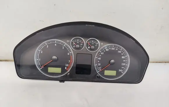 Speedometer (instrument cluster)