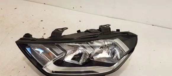 Audi A1 Headlight/headlamp