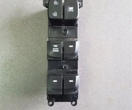 Hyundai i10 Electric window control switch 93570B4010