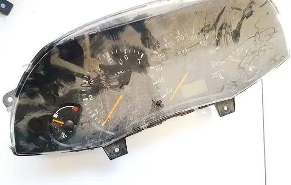 Ford Focus Speedometer (instrument cluster) 98AP10841BC