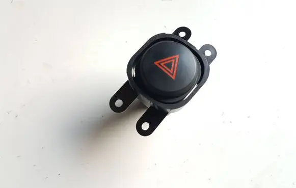 Nissan Pathfinder R51 Hazard light switch 06019