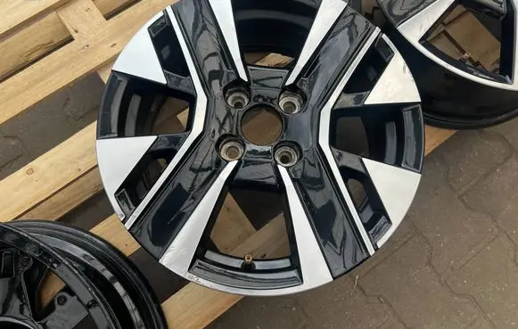 Peugeot 208 II R16 alloy rim 9851282880