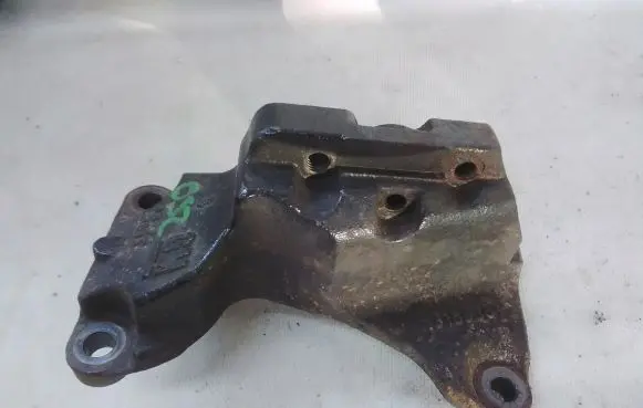 Opel Astra H Gearbox mounting bracket