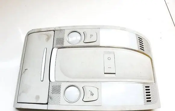 Audi A6 S6 C6 4F Front seat light 4F0947135BQ