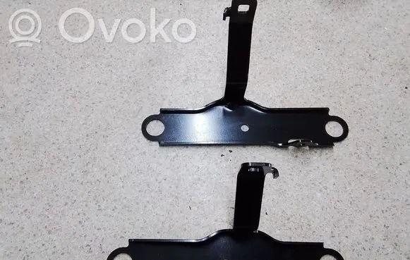BMW X3M F97 Radiator mount bracket 7400115 7400116