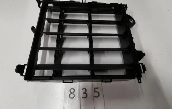 Porsche Cayenne (9Y0 9Y3) Intercooler air guide/duct channel 9Y0122356C
