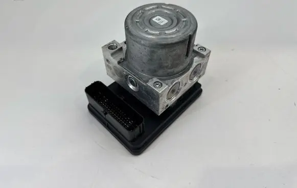 BMW i3 ABS Pump 6885428