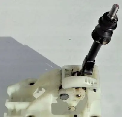Toyota RAV 4 (XA30) Gear shifter/selector 