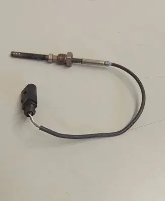 Audi A4 S4 B8 8K Exhaust gas temperature sensor 03L906088D