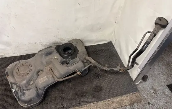 Nissan X-Trail T32 Fuel tank 172054BB1A
